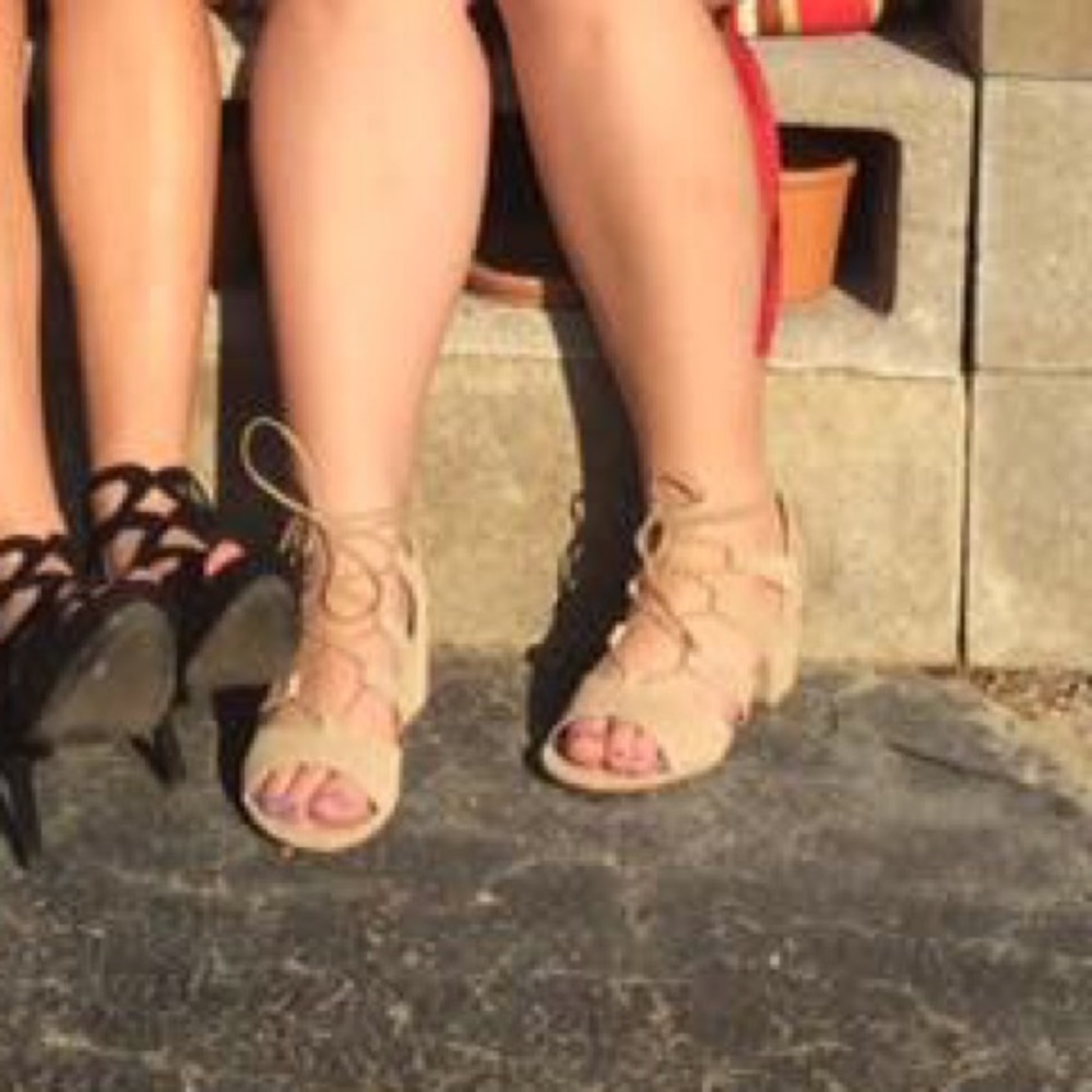 Steve Madden Chunky Heel with Ankle strings